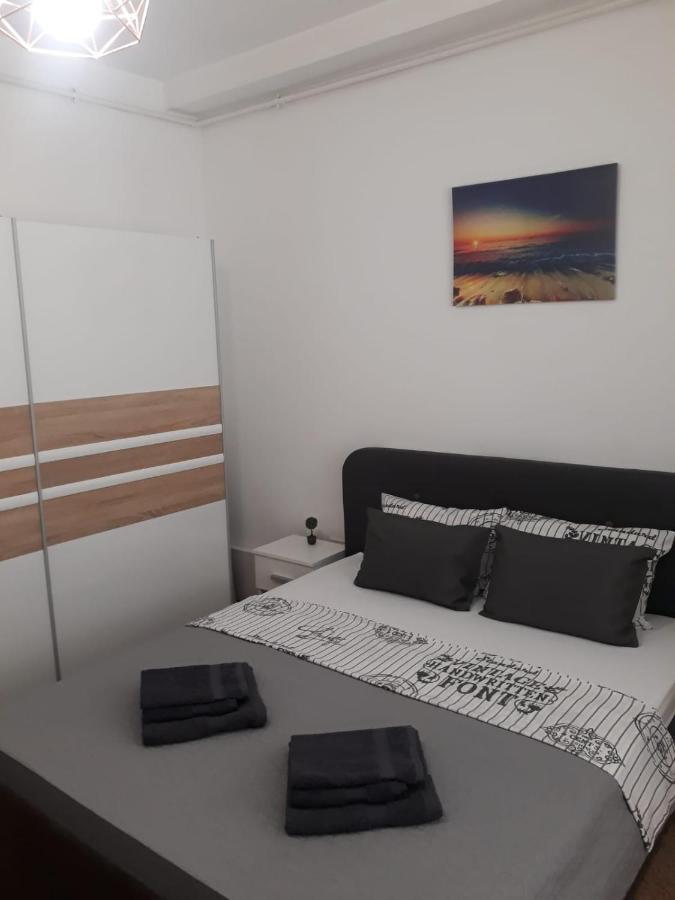 בוקרשט Nice Studio In Old Town מראה חיצוני תמונה