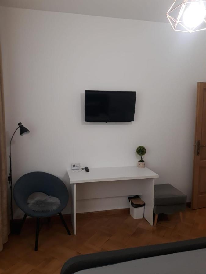 בוקרשט Nice Studio In Old Town מראה חיצוני תמונה