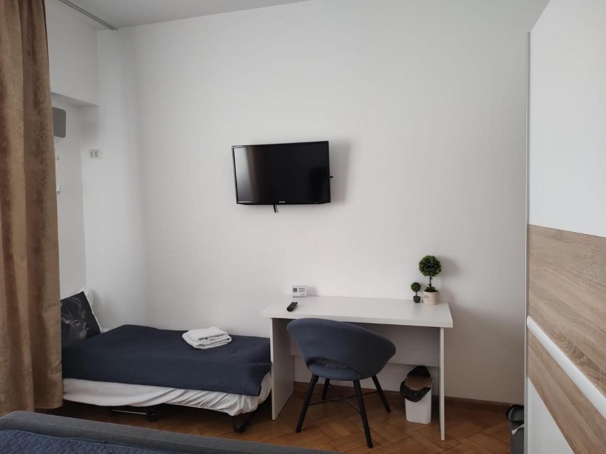 בוקרשט Nice Studio In Old Town מראה חיצוני תמונה