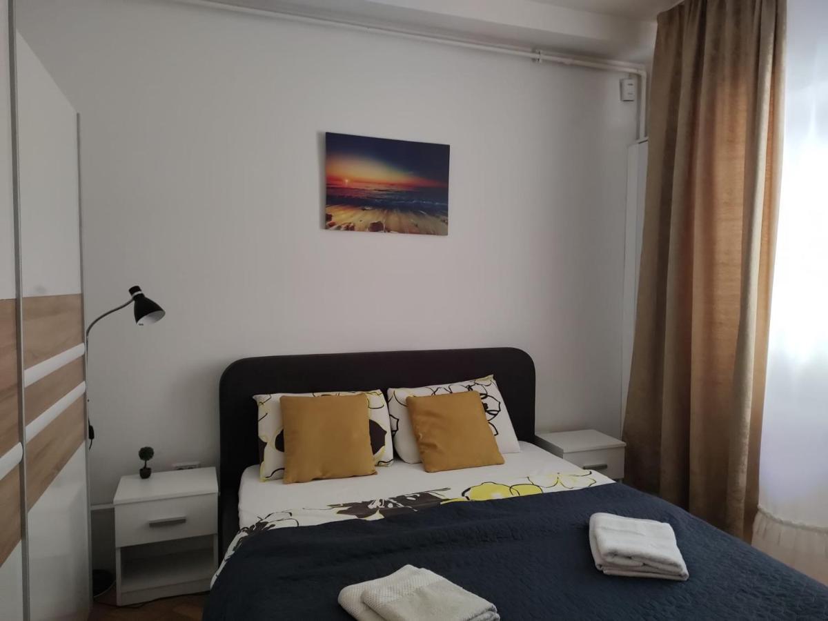 בוקרשט Nice Studio In Old Town מראה חיצוני תמונה