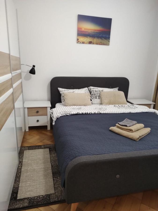 בוקרשט Nice Studio In Old Town מראה חיצוני תמונה
